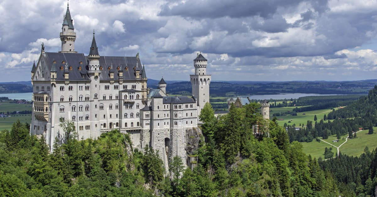 découvrez l'allemagne, un pays riche en histoire, culture et paysages variés. explorez ses villes emblématiques, sa gastronomie savoureuse et ses traditions fascinantes. que vous soyez amateur d'art, passionné d'histoire ou amoureux de la nature, l'allemagne a quelque chose à offrir pour chaque voyageur.