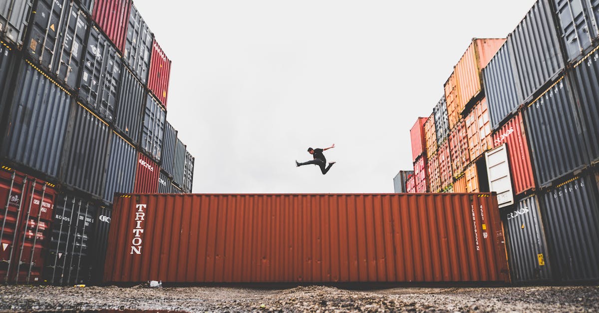 découvrez les raisons de la baisse des exportations dans notre analyse approfondie sur le déclin des exportations. explorez les facteurs économiques, politiques et environnementaux qui impactent le commerce international et leurs implications pour les entreprises.