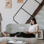 découvrez comment identifier et éviter les arnaques par email avec nos conseils pratiques. protégez vos informations personnelles et apprenez à reconnaître les signes d'une fraude en ligne.