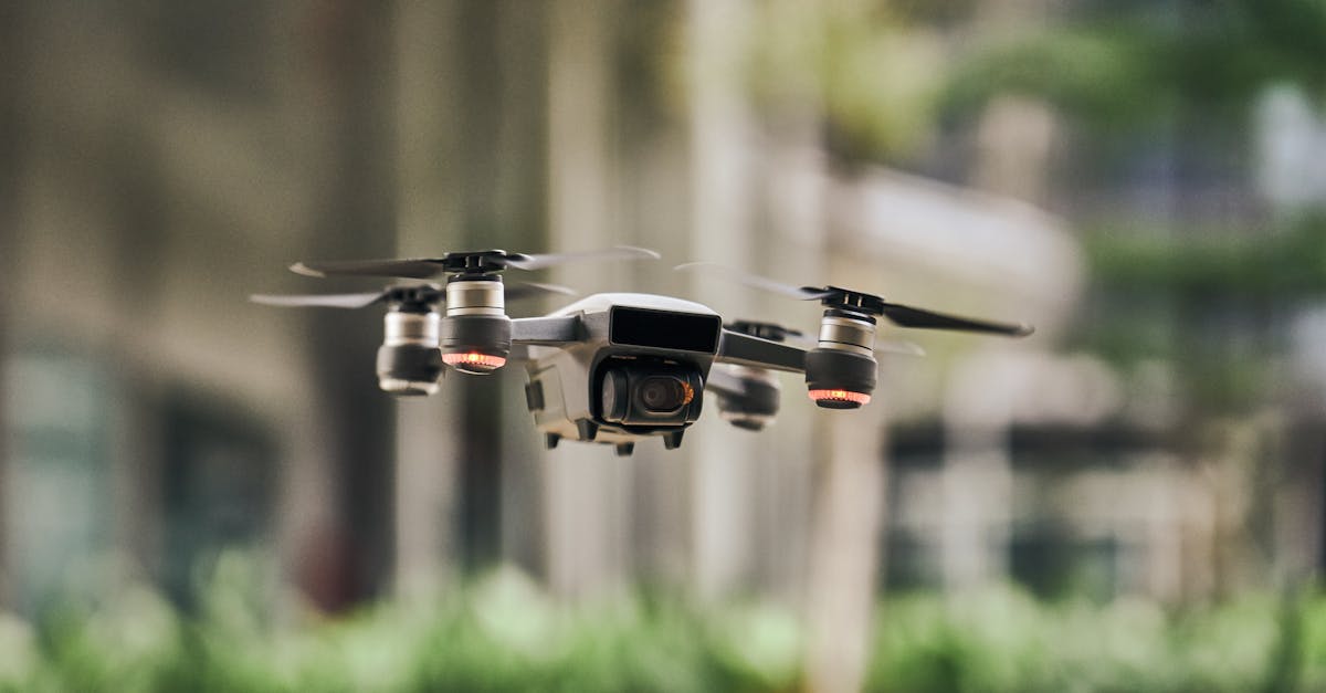 découvrez l'univers fascinant des drones : technologies, applications, conseils d'achat et tendances du marché. apprenez à piloter et à exploiter ces appareils pour des loisirs, la photographie aérienne ou des missions professionnelles.