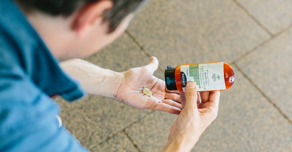 découvrez tout ce qu'il faut savoir sur le cannabis : ses origines, ses variétés, ses usages médicinaux et récréatifs, ainsi que les lois en vigueur. explorez les bienfaits potentiels et les enjeux liés à sa consommation.