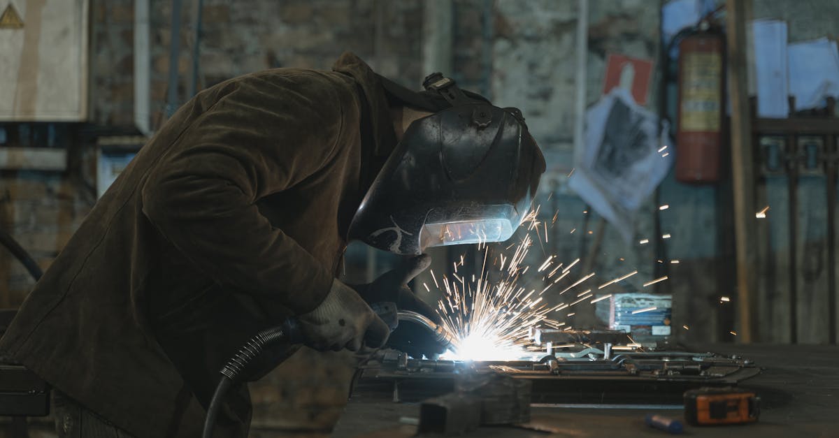 découvrez les causes et les conséquences de la stagnation industrielle. analysez les facteurs qui freinent la croissance des secteurs industriels et explorez les solutions possibles pour relancer l'innovation et la compétitivité.