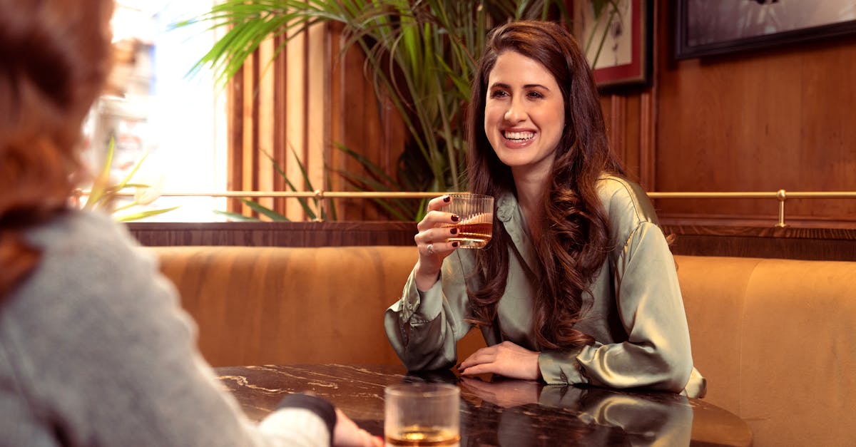 découvrez les enjeux et les implications des contrats d'armement, un secteur crucial qui façonne la sécurité mondiale et les relations internationales. analyse des stratégies, des acteurs et des défis liés à la régulation de cette industrie.