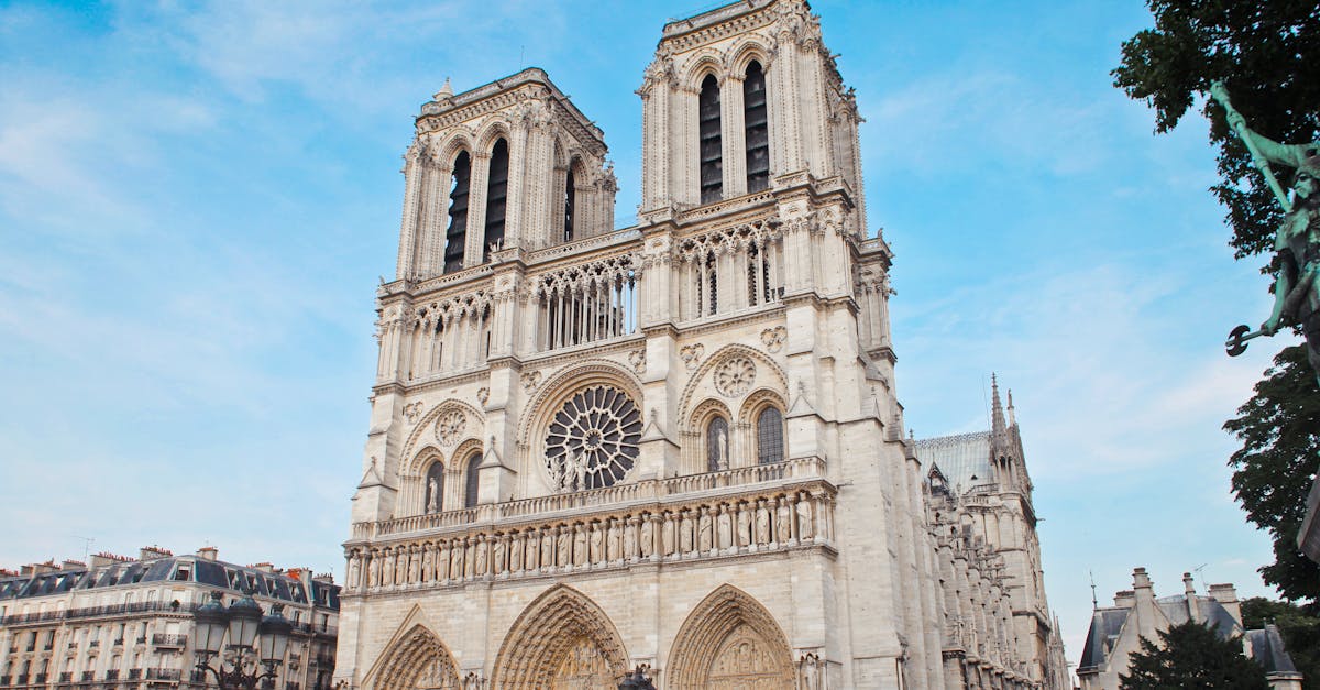 découvrez la france, un pays riche en histoire, culture et paysages diversifiés. explorez ses monuments célèbres, sa gastronomie exquise et ses charmants villages. une expérience inoubliable vous attend!