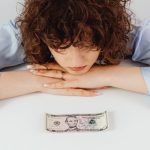 découvrez les enjeux et les conséquences de la crise économique actuelle. comprenez comment elle impacte les marchés, les entreprises et la vie quotidienne des citoyens, et explorez les solutions potentielles pour surmonter cette période difficile.