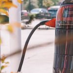 découvrez l'électromobilité, une révolution écologique et technologique qui transforme le transport. explorez les avantages des véhicules électriques, les infrastructures de recharge et les initiatives durables pour un avenir plus vert.