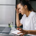 découvrez les enjeux et les impacts de la récession économique, ses causes, ses conséquences sur le marché et des conseils pour naviguer en période de crise financière. informez-vous sur les stratégies à adopter pour surmonter ces défis.