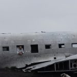 découvrez tout ce qu'il faut savoir sur la taxe aviation, ses implications financières pour les compagnies aériennes et les passagers, ainsi que les dernières réglementations en matière de fiscalité aérienne en france. informez-vous sur les enjeux écologiques et économiques liés à l'aviation.