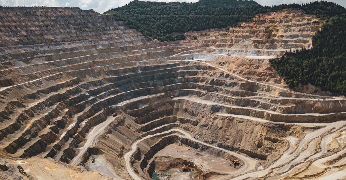découvrez les enjeux et les perspectives de l'exploration minière en haute mer, une pratique qui soulève des questions environnementales, économiques et technologiques. plongez au cœur des ressources marines inexploitées et des débats entourant la durabilité de cette industrie émergente.