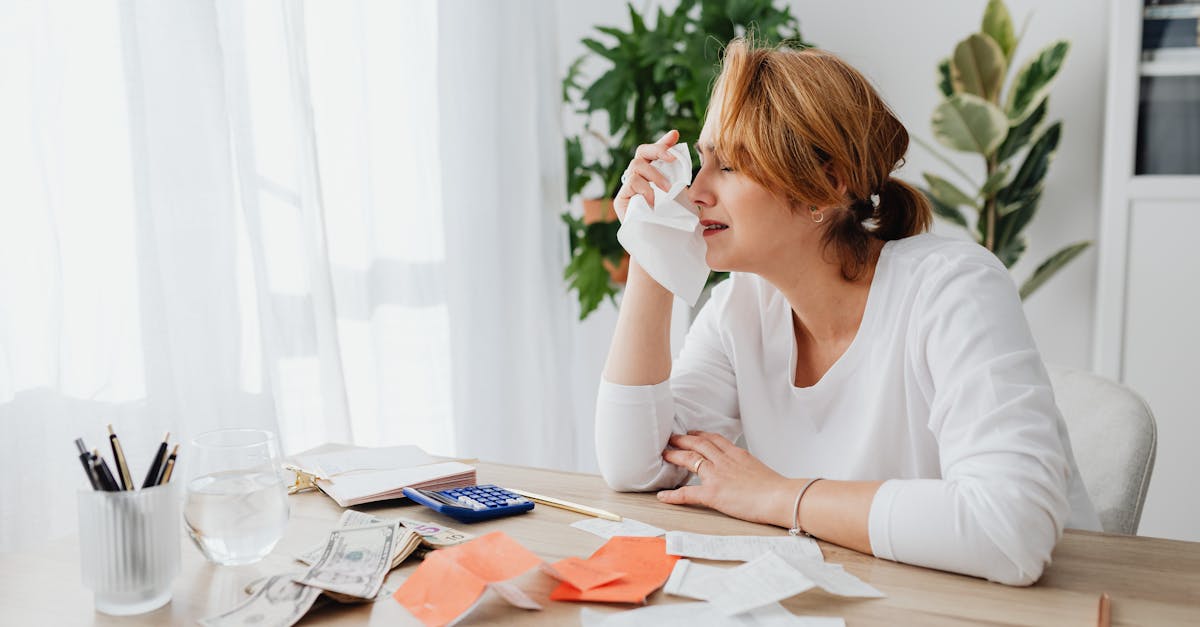 découvrez les enjeux et conséquences de la crise économique actuelle, ses impacts sur les marchés, l'emploi et la vie quotidienne, ainsi que les solutions possibles pour surmonter cette période difficile.