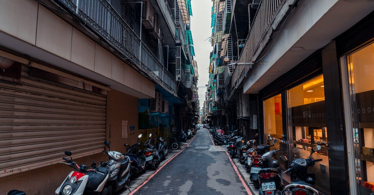 découvrez les véhicules électriques : une révolution dans le monde de l'automobile, alliant performance, durabilité et respect de l'environnement. explorez les avantages, les modèles disponibles et les technologies innovantes qui façonnent l'avenir de la mobilité.
