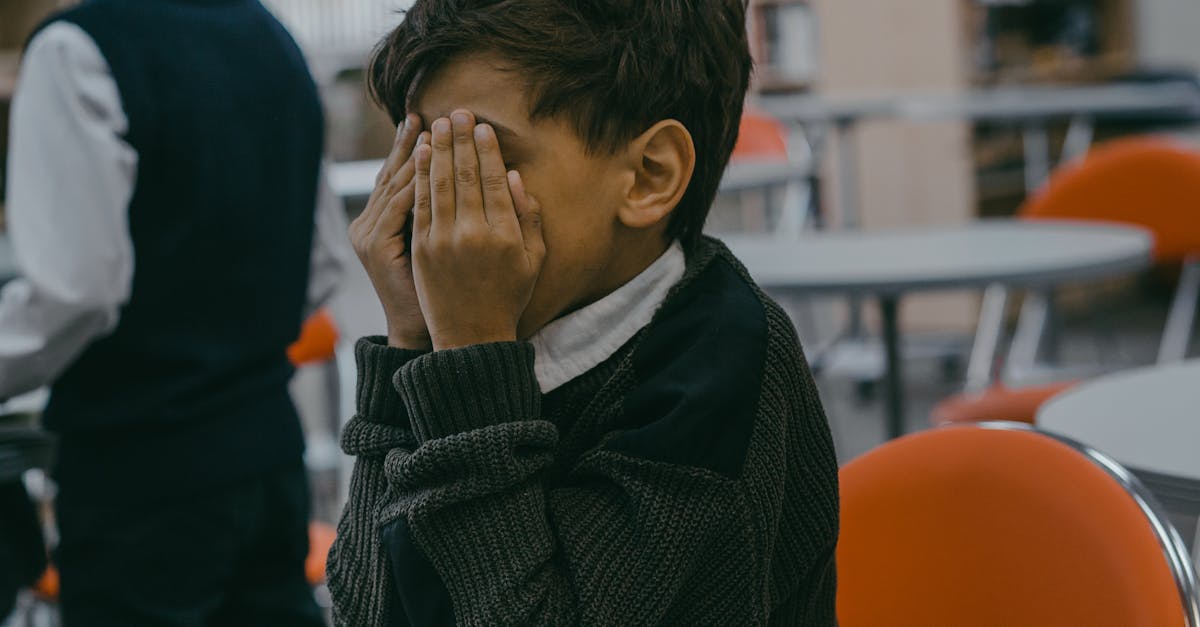 découvrez des informations essentielles sur les abus sexuels, y compris les signes à reconnaître, les impacts sur les victimes et les ressources disponibles pour obtenir de l'aide. prévenir et comprendre ce fléau est crucial pour protéger les plus vulnérables.