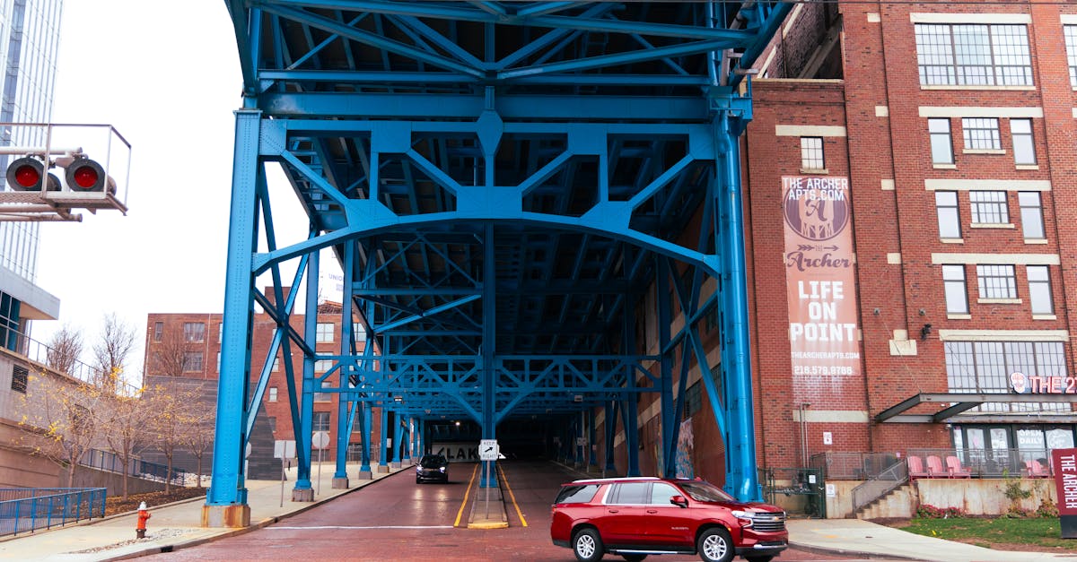 découvrez l'industrie de l'acier, un secteur clé de l'économie moderne, englobant la production, le traitement et l'innovation des matériaux en acier. explorez les techniques de fabrication, les défis environnementaux et les avancées technologiques qui façonnent l'avenir de cette industrie essentielle.