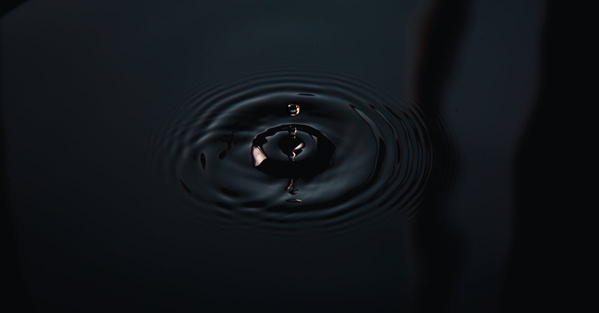 découvrez l'importance croissante de la dépendance à l'hydrogène dans la transition énergétique, ses impacts sur l'environnement et les innovations technologiques qui façonnent notre avenir durable.