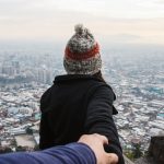 découvrez l'importance de la confiance dans les relations personnelles et professionnelles. apprenez comment établir et maintenir la confiance avec vos partenaires, amis et collègues pour favoriser des interactions positives et durables.