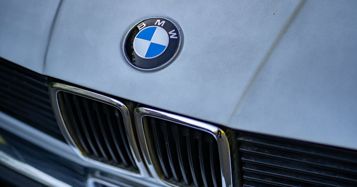 découvrez l'industrie automobile allemande, un pilier de l'innovation et de la qualité, réputée pour ses marques emblématiques et ses avancées technologiques. plongez dans son histoire, ses défis actuels et son impact sur le marché mondial.