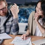 découvrez ce qu'est une récession, ses causes, ses effets sur l'économie et comment elle impacte la vie quotidienne des citoyens. restez informé sur les stratégies pour naviguer dans ces périodes difficiles.