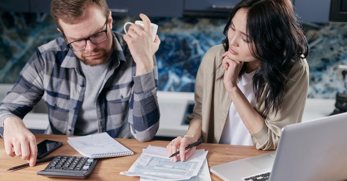 découvrez ce qu'est une récession, ses causes, ses effets sur l'économie et comment elle impacte la vie quotidienne des citoyens. restez informé sur les stratégies pour naviguer dans ces périodes difficiles.