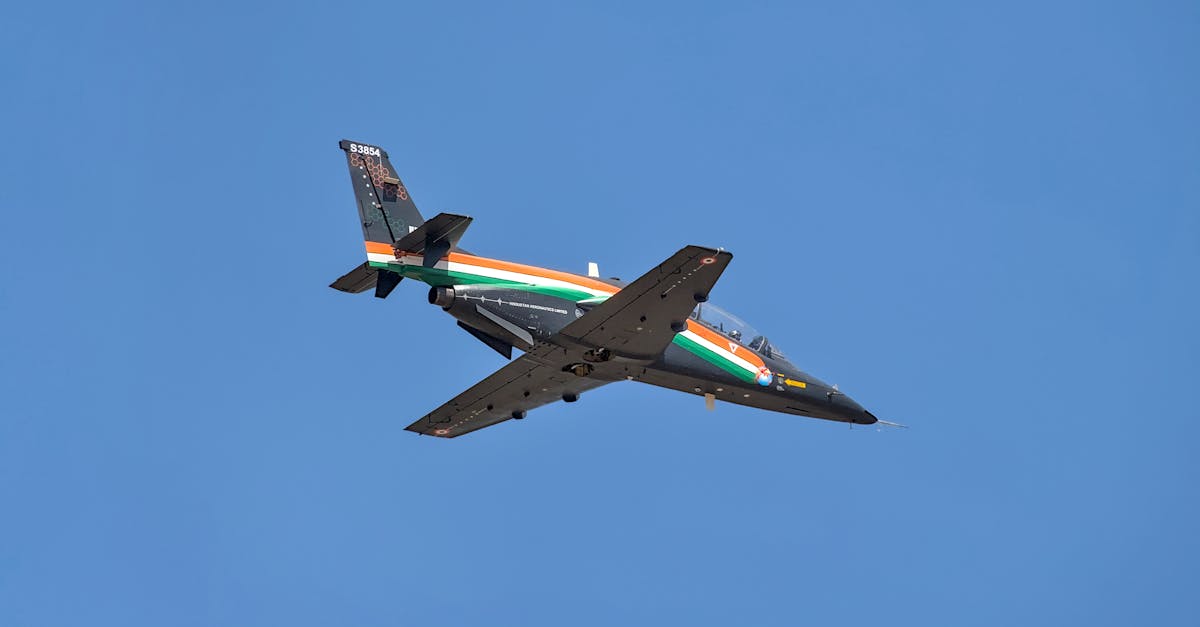 découvrez l'univers dynamique de l'industrie de la défense, englobant les technologies innovantes, les solutions de sécurité et les acteurs clés qui façonnent la protection des nations. explorez les enjeux stratégiques et les avancées révolutionnaires qui assurent la sécurité mondiale.