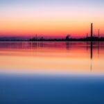 découvrez l'industrialisation, un processus historique majeur qui a transformé les sociétés en intégrant des méthodes de production à grande échelle, influençant l'économie, la technologie et la vie quotidienne. explorez ses conséquences, ses innovations et son impact mondial.