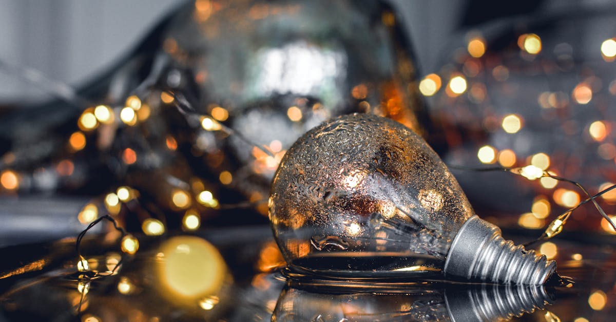 découvrez tout ce qu'il faut savoir sur la tarification de l'électricité : mécanismes de prix, facteurs influents et conseils pour optimiser vos factures d'énergie. informez-vous pour mieux gérer votre consommation d'électricité.