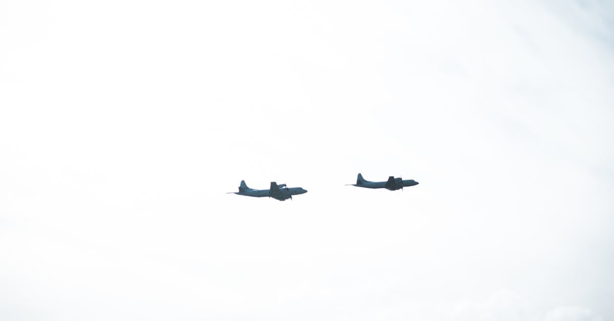 découvrez notre sélection d'avions de chasse, alliant technologie de pointe et performances de vol inégalées. plongez dans l'univers des aéronefs militaires, leurs missions, conceptions et innovations.