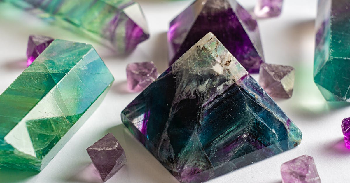 découvrez l'univers fascinant des terres rares, ces éléments essentiels à la technologie moderne, présents dans de nombreux appareils électroniques et énergies renouvelables. apprenez leur importance, leur extraction et leur impact sur l'industrie.