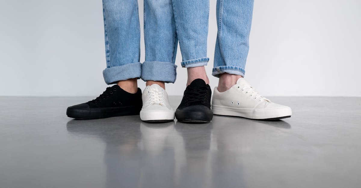 découvrez l'univers de la fast fashion : tendances rapides, mode accessible et impact environnemental. explorez comment cette industrie transforme notre rapport à l'habillement tout en impulsant un style de vie dynamique et moderne.