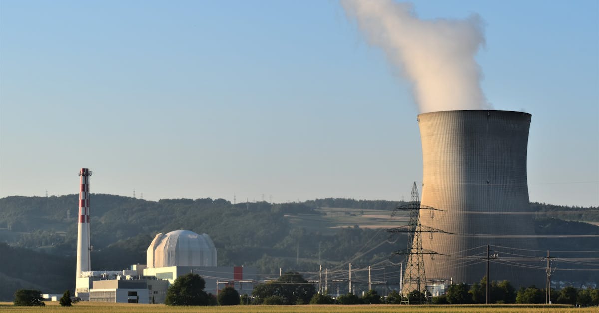 découvrez l'énergie nucléaire, une source d'énergie puissante et durable. explorez ses avantages, ses défis et son rôle dans la lutte contre le changement climatique.