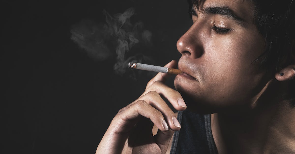 découvrez les enjeux et les impacts de l'interdiction de fumer dans les espaces publics. informez-vous sur les lois, les avantages pour la santé et l'environnement, ainsi que sur les réactions de la société face à cette mesure.