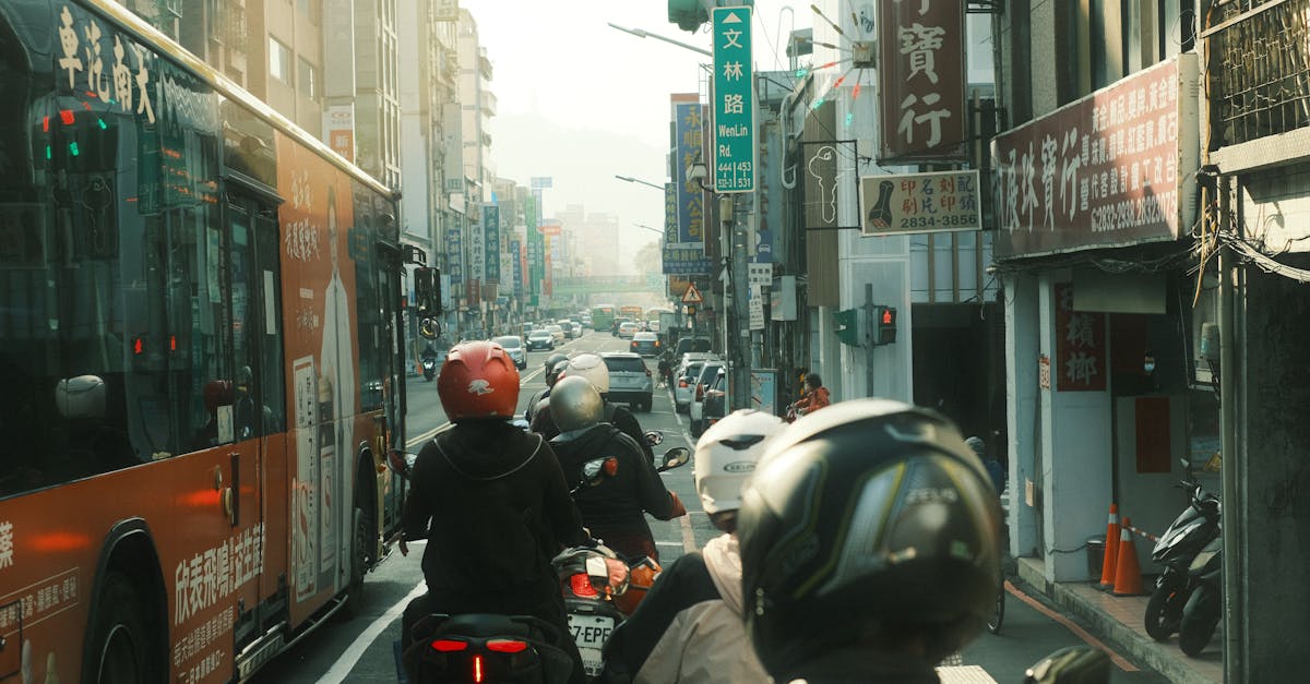 découvrez les enjeux et réalités du trafic humain, un fléau mondial qui touche des millions de victimes chaque année. informez-vous sur les formes de ce crime, ses conséquences dévastatrices et les actions à entreprendre pour lutter contre cette tragédie sociale.