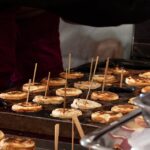 découvrez le marché des ustensiles de cuisine : tendances, innovations et conseils d'achat pour équiper votre cuisine avec style et efficacité. explorez les meilleures marques et matériaux pour tous vos besoins culinaires.