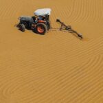 découvrez l'industrie des tracteurs de précision, une révolution technologique qui optimise l'agriculture moderne. explorez les innovations en matière de culture de précision, d'efficacité énergétique et de durabilité, pour améliorer vos rendements et réduire l'impact environnemental. rejoignez la nouvelle ère de l'agriculture avec les tracteurs de précision.