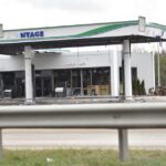 découvrez les causes, les conséquences et les solutions à la désindustrialisation : un phénomène économique majeur qui transforme les sociétés modernes et façonne l'avenir du travail.