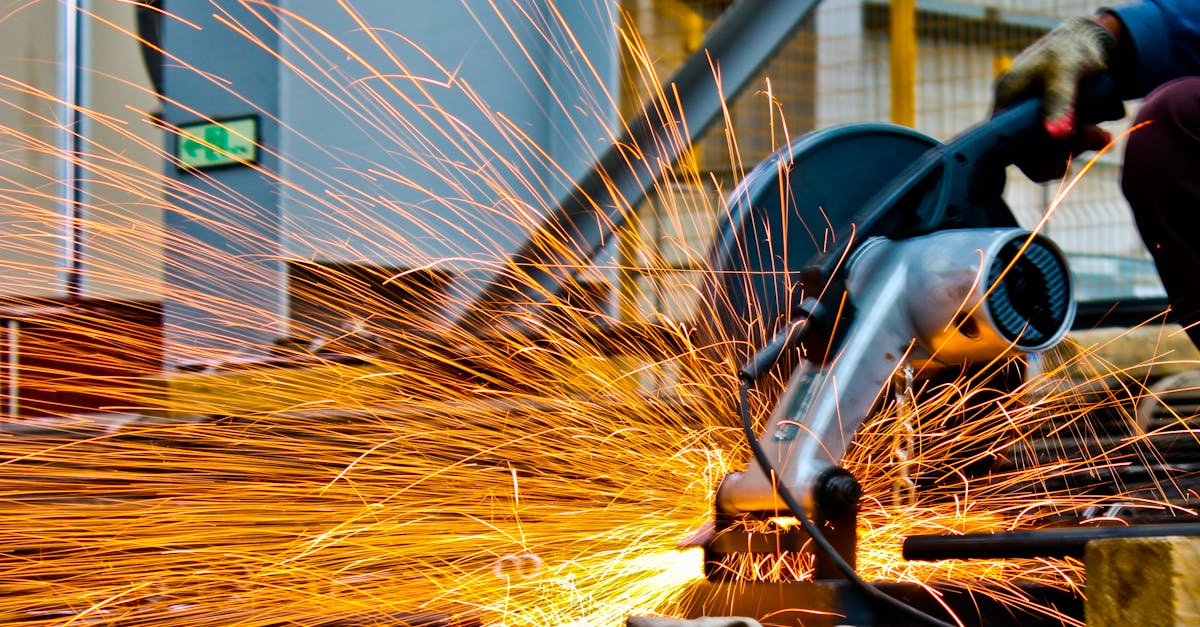 découvrez le monde de la production industrielle, ses processus, technologies et innovations. explorez comment l'efficacité et la durabilité transforment le secteur manufacturier moderne.