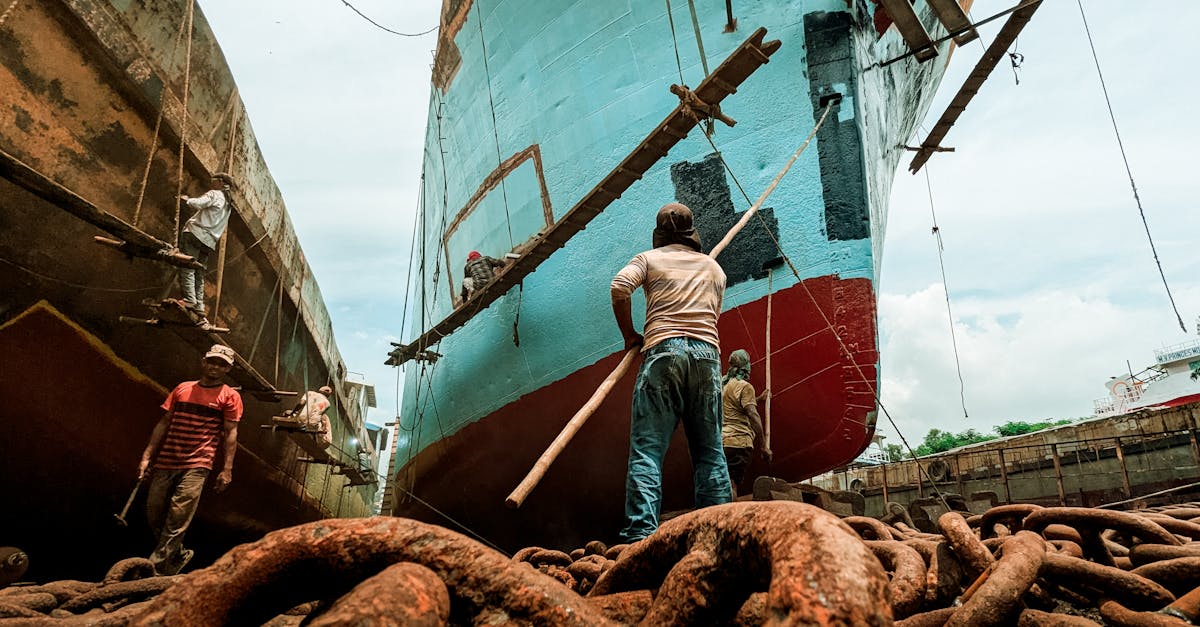 découvrez les causes et impacts de la pénurie de main-d'œuvre ainsi que les solutions pour aider les entreprises à surmonter ce défi majeur du marché du travail.