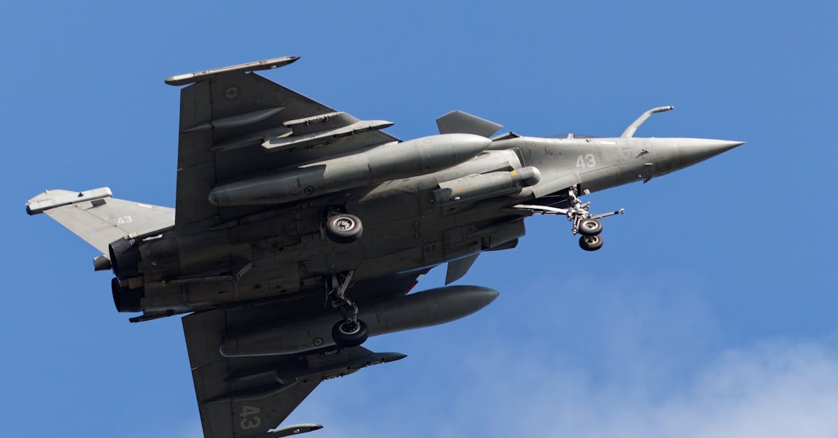 découvrez l'univers de dassault, groupe industriel français de renom, spécialisé dans l'aéronautique, la défense, le numérique et l'innovation technologique. histoire, activités et actualités.