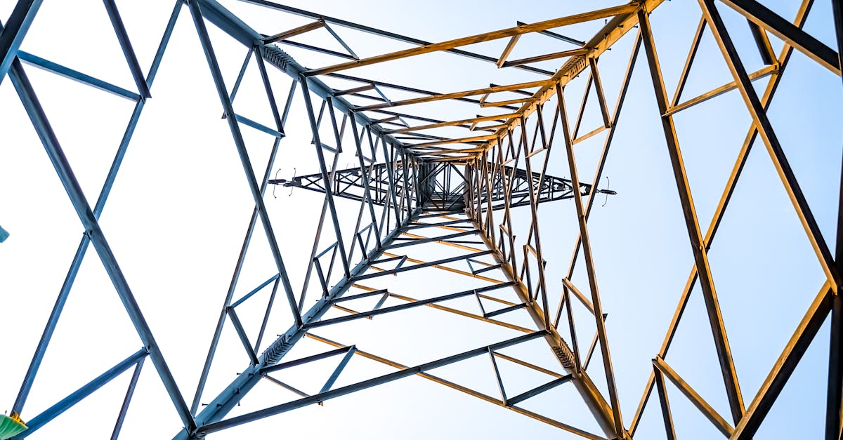 découvrez tout ce qu’il faut savoir sur les coûts de l’électricité : facteurs influents, conseils pour réduire votre facture et comparatif des tarifs en france en 2024.