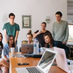 découvrez les clés du leadership : développez vos compétences, inspirez votre équipe et devenez un leader efficace grâce à des conseils pratiques et des stratégies éprouvées.