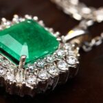 découvrez notre sélection exclusive de bijoux raffinés et élégants. trouvez le bijou parfait pour sublimer votre style ou offrir un cadeau inoubliable. qualité, tendance et livraison rapide assurées.
