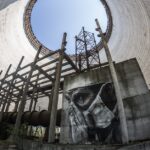 découvrez le concept de dissuasion nucléaire, son rôle dans la stratégie militaire mondiale, ses avantages, ses risques et son impact sur la sécurité internationale.