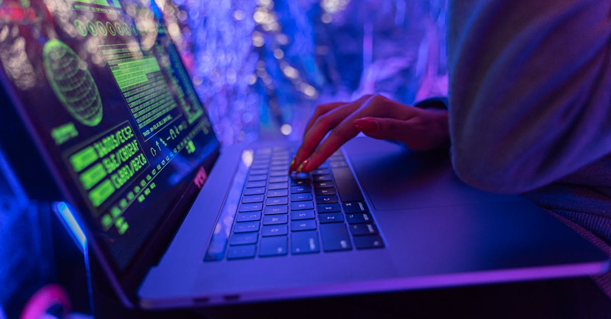 découvrez ce qu'est un ransomware, comment il fonctionne, ses dangers pour les particuliers et entreprises, ainsi que les meilleures pratiques pour vous protéger contre ce type de cyberattaque.