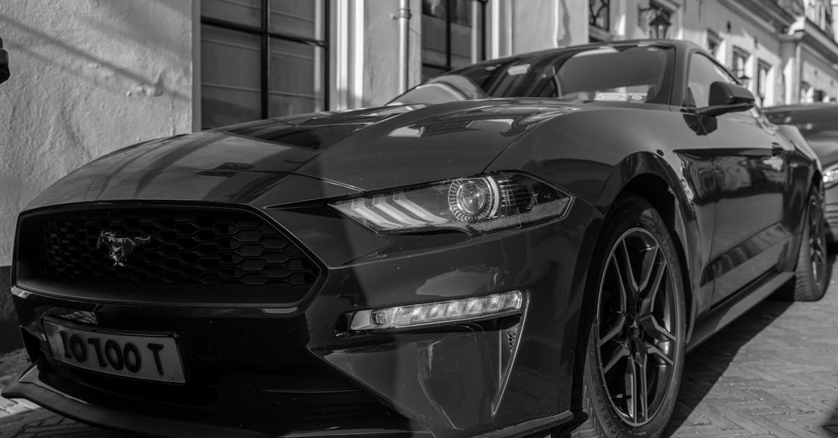 découvrez tout ce qu'il faut savoir sur l'immatriculation de voitures : démarches, documents nécessaires et conseils pour obtenir votre carte grise facilement.