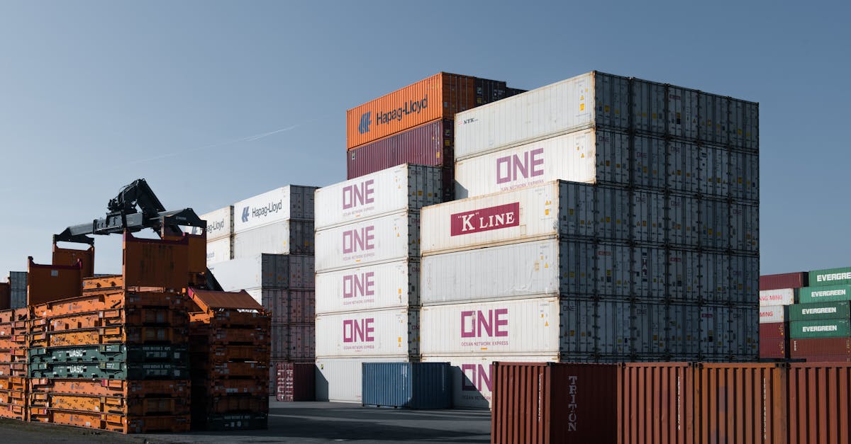 découvrez l'économie d'exportation allemande, ses principaux secteurs, partenaires commerciaux et son impact sur le marché mondial.