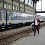découvrez le rôle essentiel du railway commissioner, responsable de la supervision et de la régulation des chemins de fer pour assurer la sécurité et l'efficacité du transport ferroviaire.