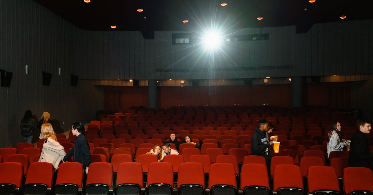 découvrez le sommet international du cinéma, un événement majeur réunissant les professionnels du cinéma du monde entier pour explorer les tendances, les innovations et les opportunités du secteur.