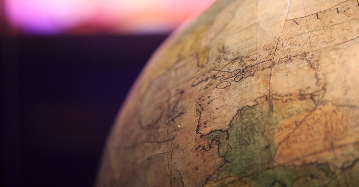 découvrez pangaea, la supercontinent légendaire qui réunissait toutes les terres émergées il y a des millions d'années. explorez son histoire géologique fascinante et son impact sur la formation de notre planète.